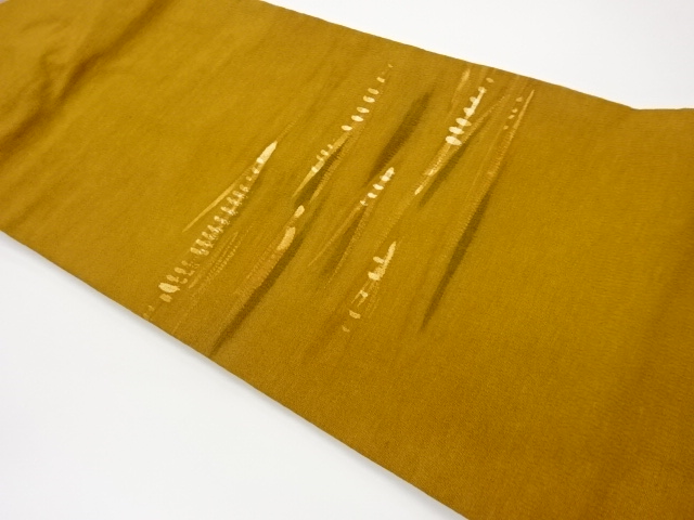 Nagoya obi with abstract pattern in Ueshiro tsumugi pongee